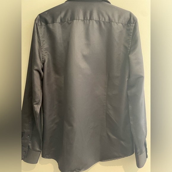 ✨Le Chateau Dress Shirt 🎁 - Size M - Picture 5 of 5